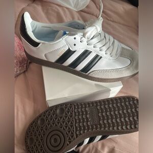 Adidas Samba